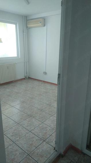 Spațiu comercial, de 60 mp, în Ultracentral