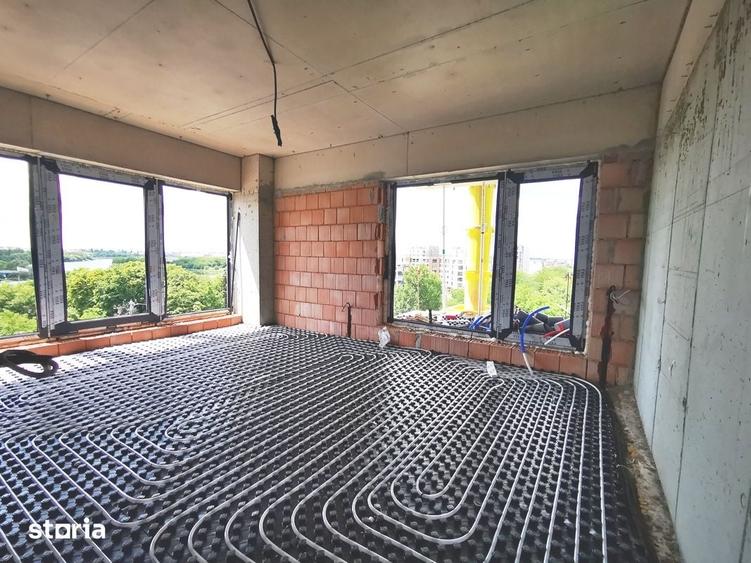 Apartament cu 3 camere decomandat în Străulești