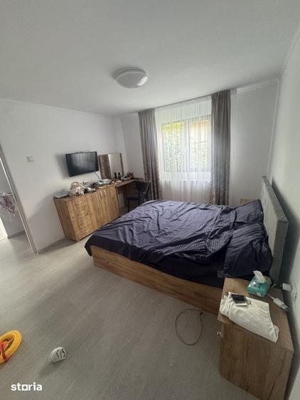 Casă cu 3 camere cu Teren 320 Mp în Căpățânești