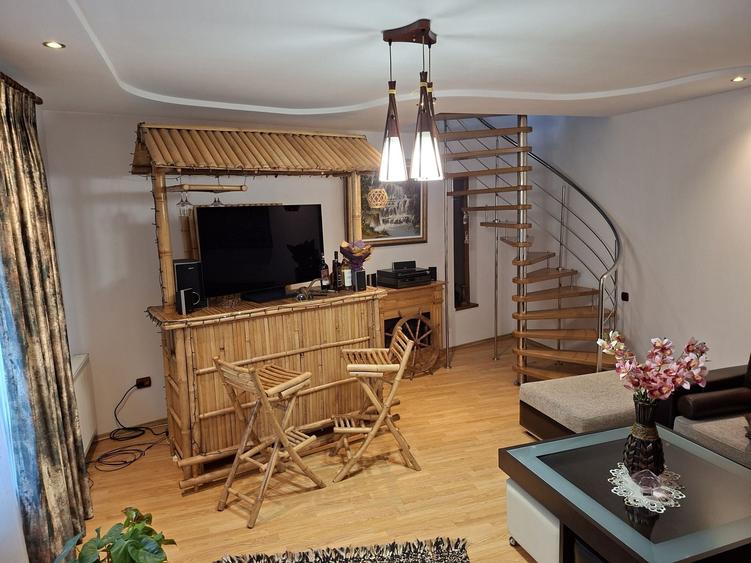 Casă cu 3 camere în Central