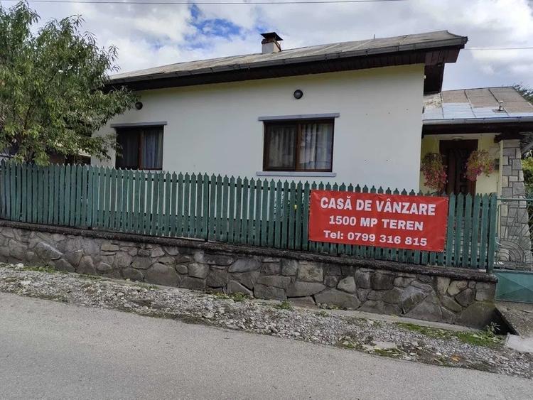 Casă individuală cu 4 camere cu Teren 1500 Mp în Lunca Mare