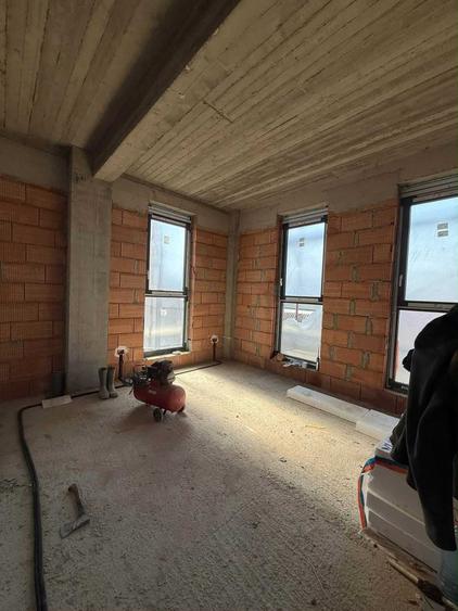 Apartament cu 2 camere decomandat în Obcini