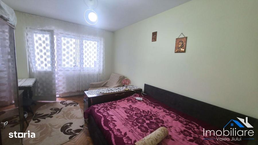Apartament 2 camere Vulcan | Bulevardul Mihai Viteazu | Etaj 1 - 1