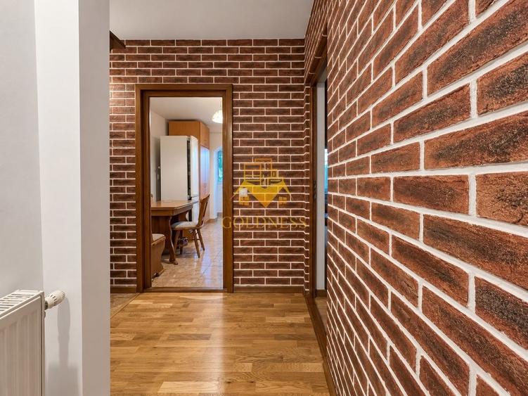 Apartament cu 3 camere decomandat, mobilat în Plopilor