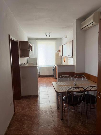 Apartament cu 2 camere decomandat în Tipografilor