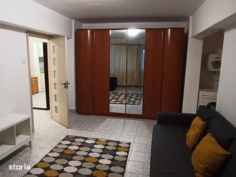 Apartament cu 2 camere semidecomandat, mobilat în Ștefan cel Mare