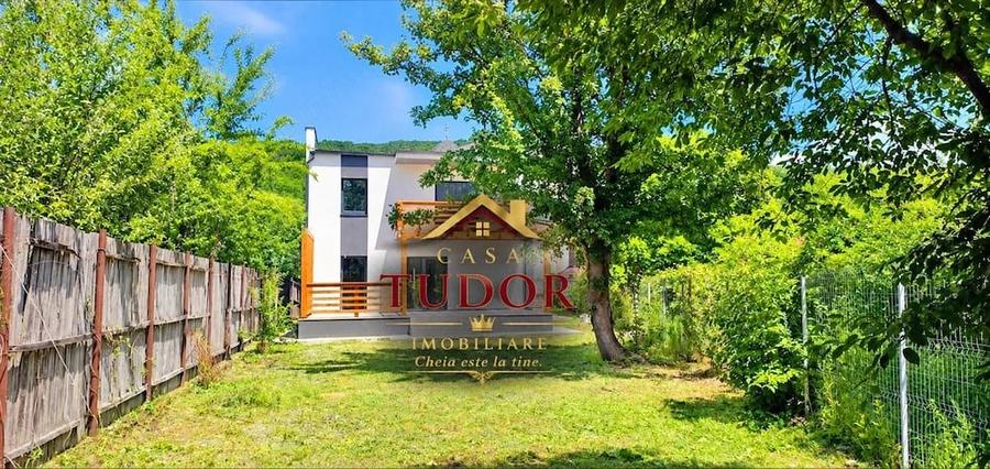 Casă cu 4 camere cu Teren 484 Mp în Valea Ursului