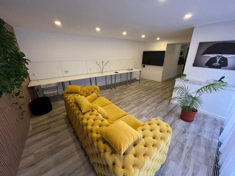 Apartament cu 3 camere semidecomandat, mobilat în Decebal