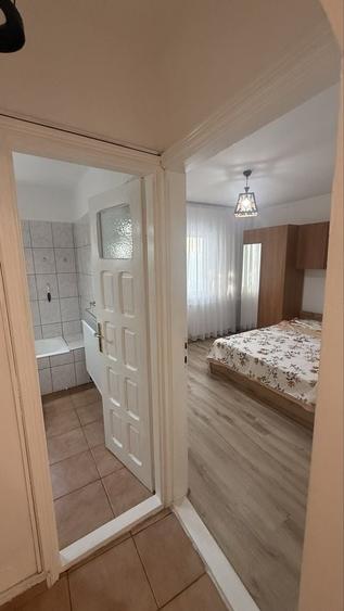 Apartament cu 2 camere decomandat în 1 Mai