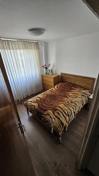 Apartament cu 2 camere decomandat în Drumul Taberei