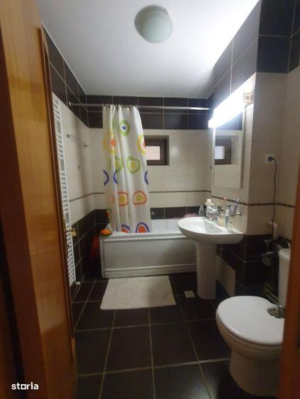De vanzare Apartament 3 camere -Complex Vega, Strada Tecuci - 6