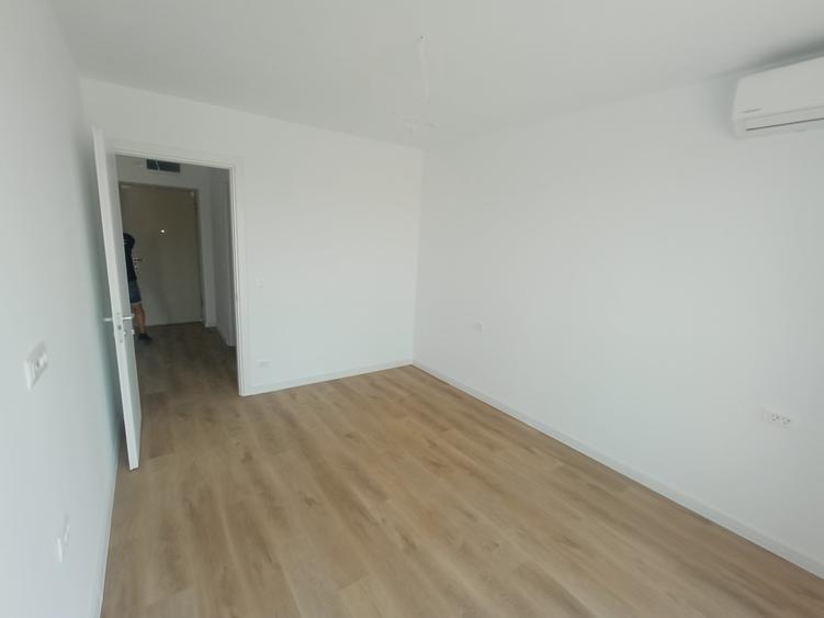 Apartament cu 2 camere decomandat în Theodor Pallady