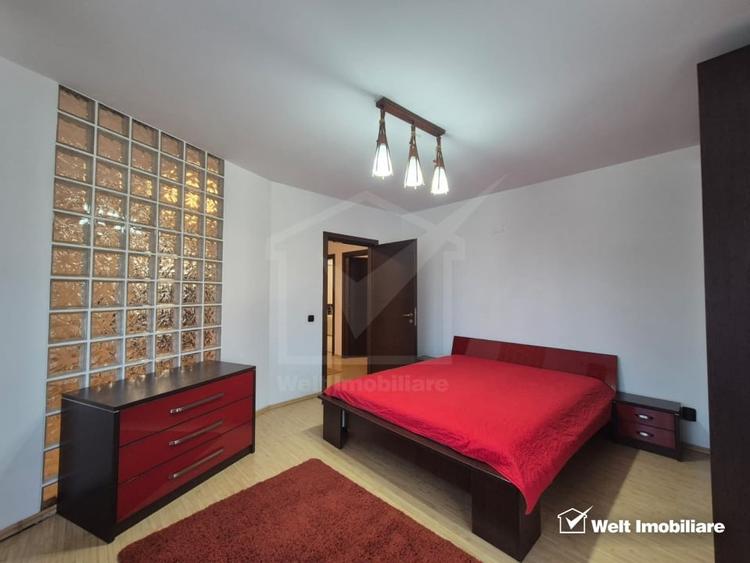 Casă individuală cu 5 camere cu Canalizare în Dâmbul Rotund