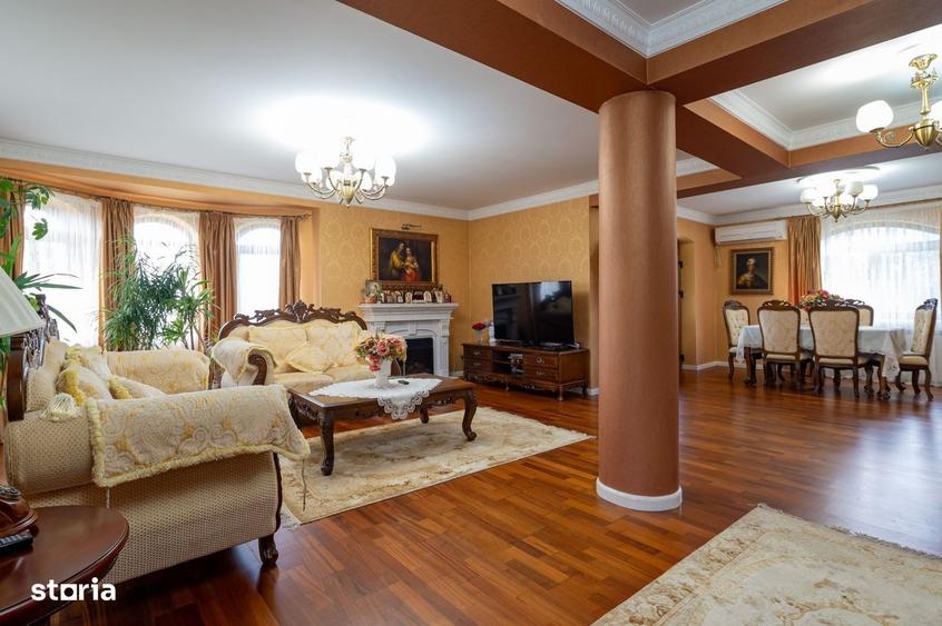 Casă cu 4 camere cu Teren 750 Mp în Central