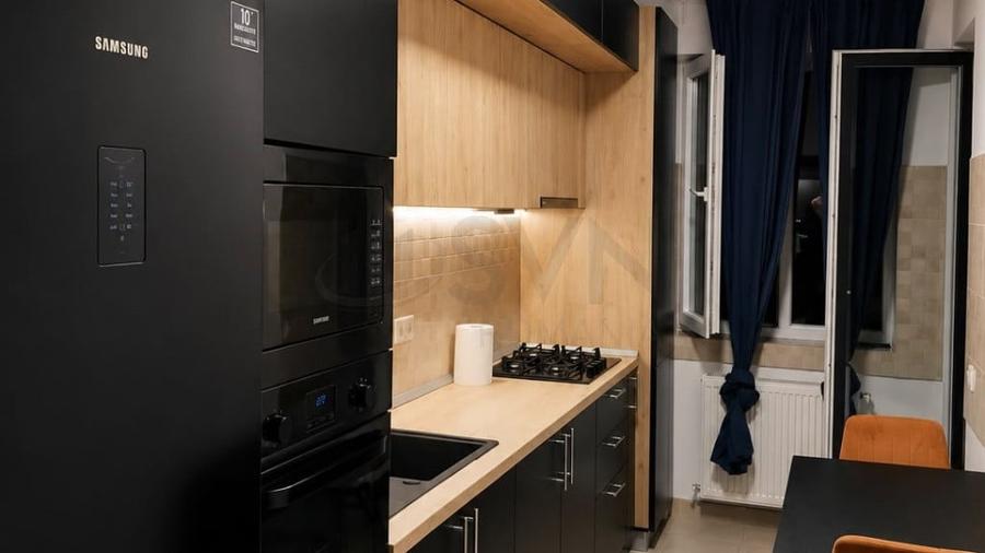 Apartament cu 2 camere decomandat în Decebal