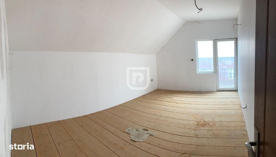 Casă cu 4 camere în Doroteia