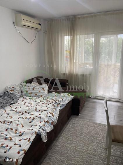 Apartament cu 2 camere decomandat în Energiei