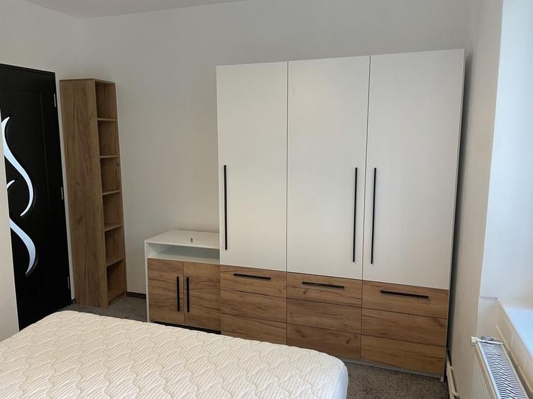 Apartament cu 2 camere decomandat în Tudor
