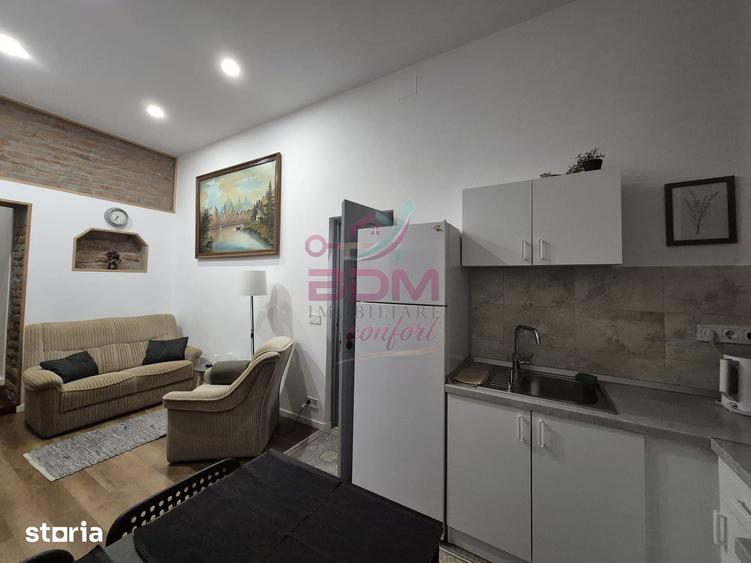 Apartament cu 3 camere semidecomandat în Central