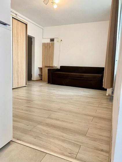Garsonieră decomandată în Trivale