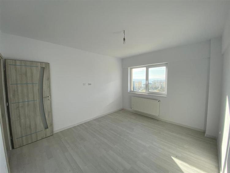 Apartament cu 2 camere semidecomandat în Popas Păcurari