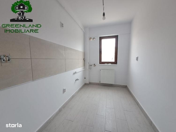 Apartament cu 3 camere decomandat în Bucium