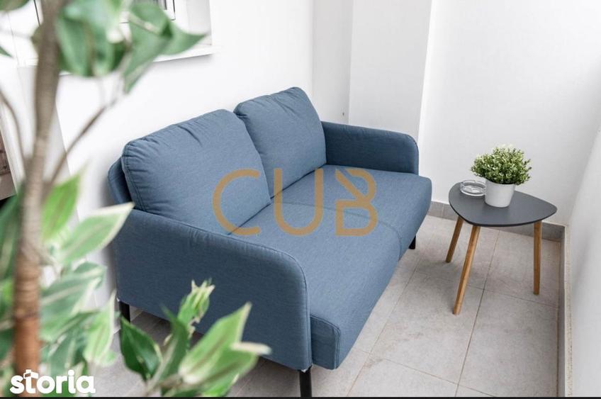 Apartament cu 3 camere, mobilat în P-ța Victoriei