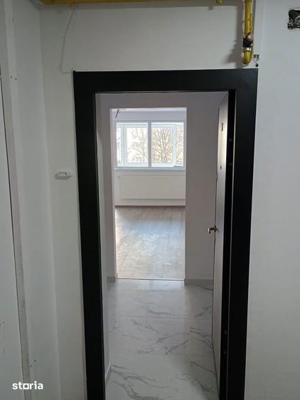 Apartament cu 3 camere în Drumul Taberei