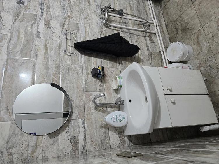 Spațiu comercial, de 3,000 mp, în Cărpinet
