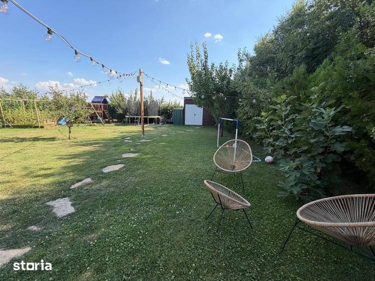 Casă cu 4 camere cu Teren 951 Mp în Odăi
