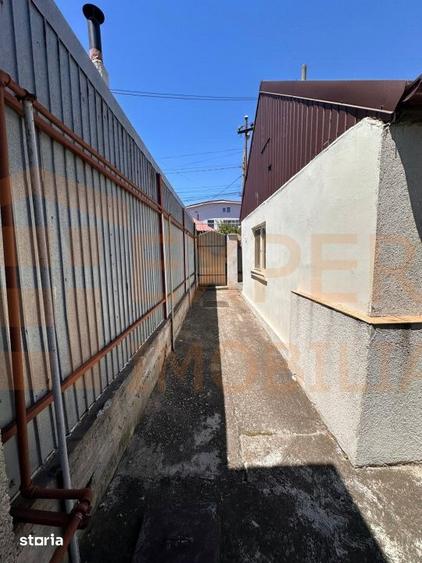 Casă cu 3 camere cu Canalizare în Brătianu