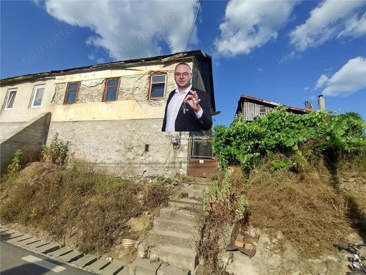 Casă cu 2 camere cu Teren 575 Mp în Vest