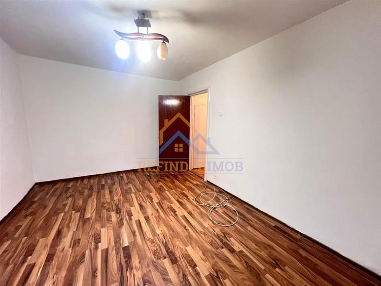 Apartament cu 2 camere decomandat în Brâncoveanu