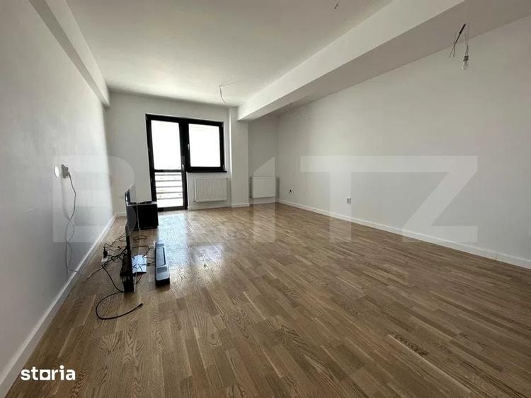 Apartament cu 3 camere decomandat în Pielești
