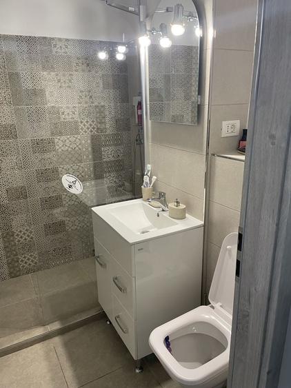 Apartament cu 3 camere decomandat în Popa Șapcă