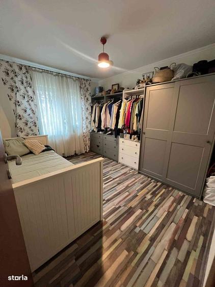 Apartament cu 3 camere, mobilat în Rovine