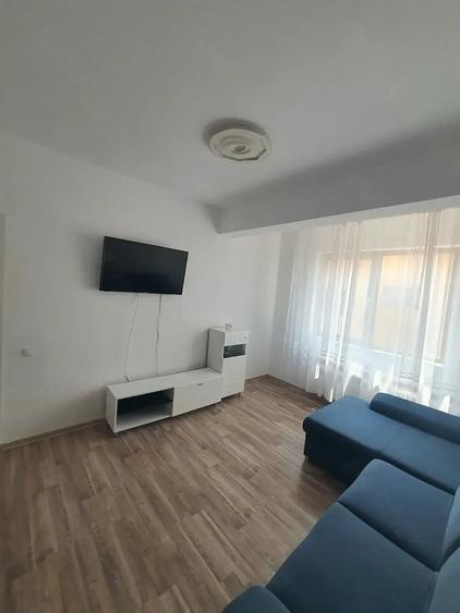 Apartament cu 3 camere decomandat în Militari