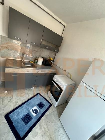 Apartament cu 2 camere decomandat, mobilat în Mamaia-Sat