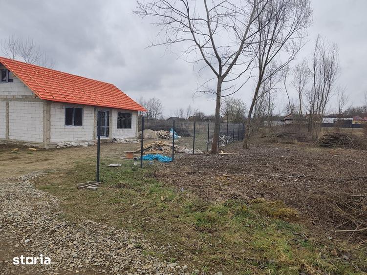 Teren de 470 mp, în Bascov