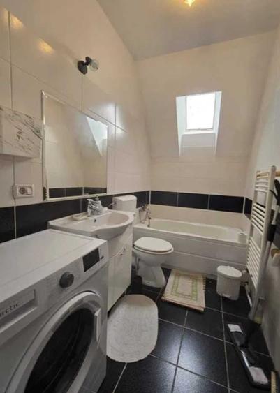 Apartament cu 2 camere semidecomandat în Central