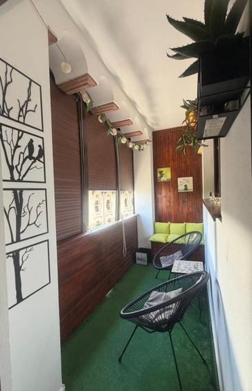 Apartament cu 2 camere decomandat, mobilat în Ultracentral