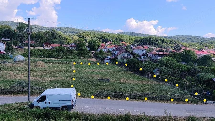 Teren de 1218 mp, în Central