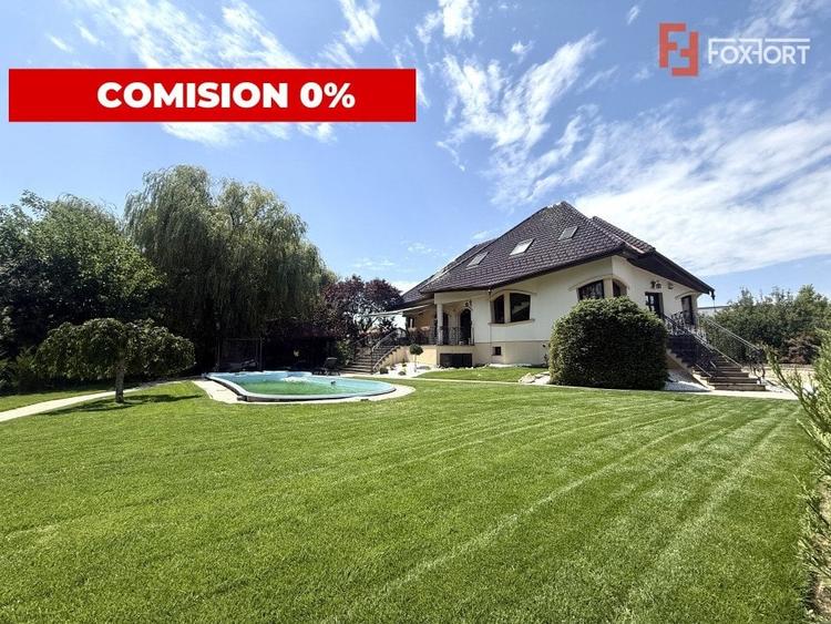 Casă individuală cu 7 camere cu Piscina în Dumbrăvița