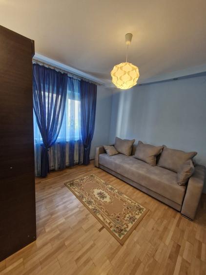 Apartament cu 4 camere decomandat în Timpuri Noi