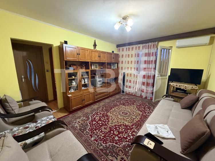 Apartament 3 camere etaj 3 boxa la subsol aer conditionat 62 mpu - 1