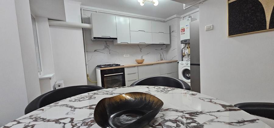 Apartament cu 2 camere decomandat, mobilat în Unirii