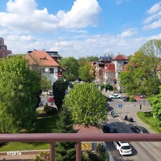 Apartament cu 4 camere în Kiseleff