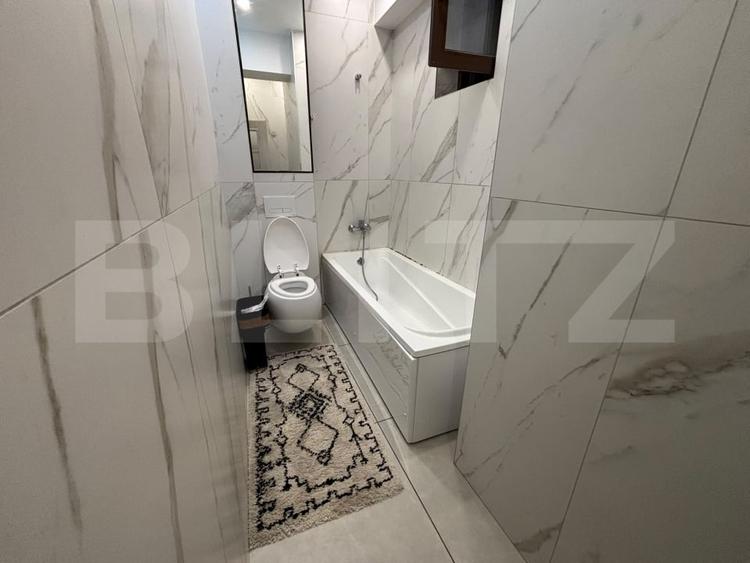 Apartament cu 3 camere decomandat, mobilat în Central