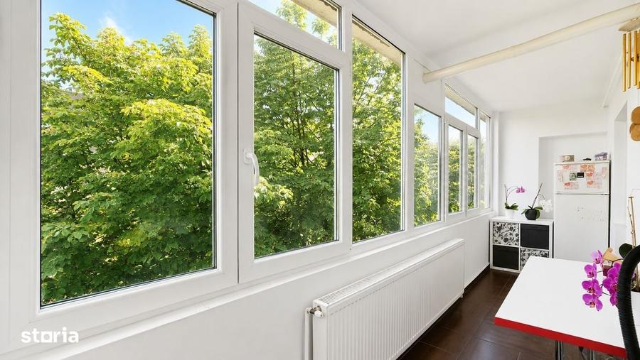 Apartament cu 3 camere decomandat în Nicolina