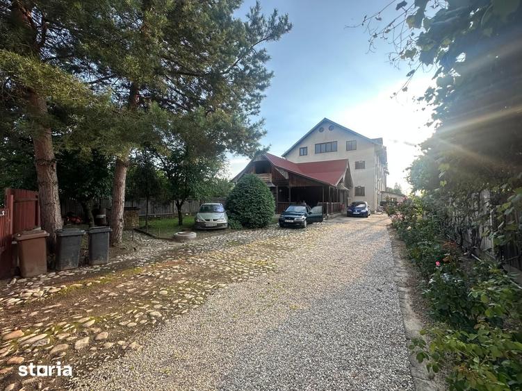 Casă cu Teren 997 Mp în Schiau